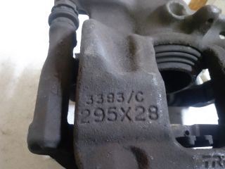 bontott MERCEDES-BENZ B-CLASS Jobb első Féknyereg Munkahengerrel