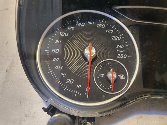 bontott MERCEDES-BENZ B-CLASS Kilométeróra