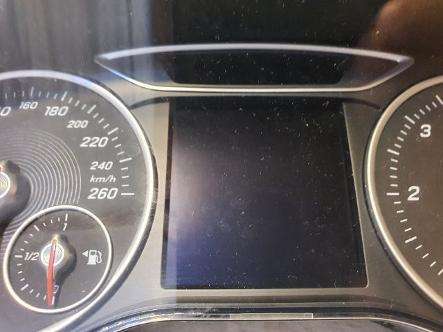 bontott MERCEDES-BENZ B-CLASS Kilométeróra