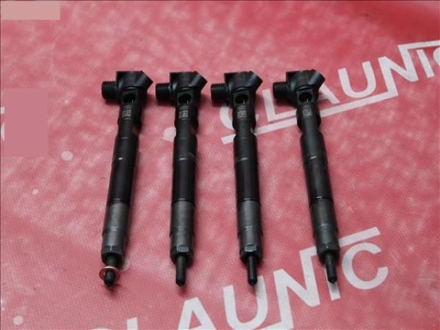 bontott MERCEDES-BENZ B-CLASS Porlasztó (1 db)