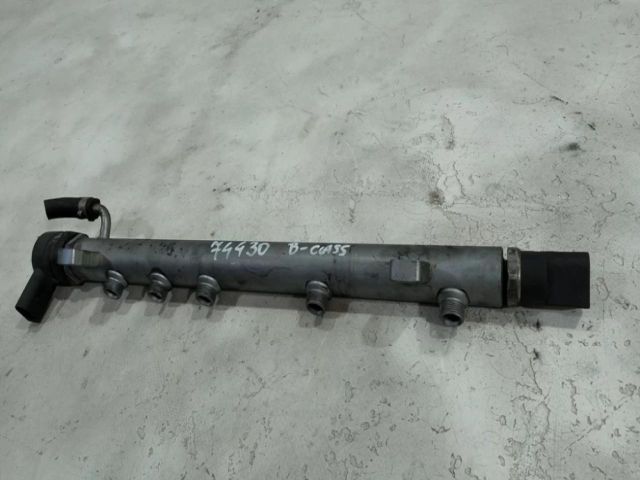 bontott MERCEDES-BENZ B-CLASS Közösnyomócső