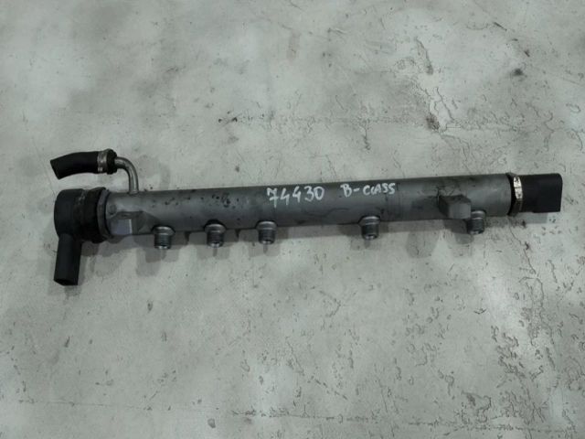 bontott MERCEDES-BENZ B-CLASS Közösnyomócső