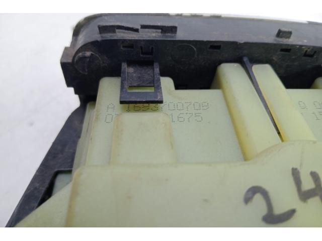 bontott MERCEDES-BENZ B-CLASS Váltó Kulissza