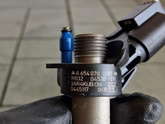 bontott MERCEDES-BENZ B-CLASS Porlasztó (1 db)