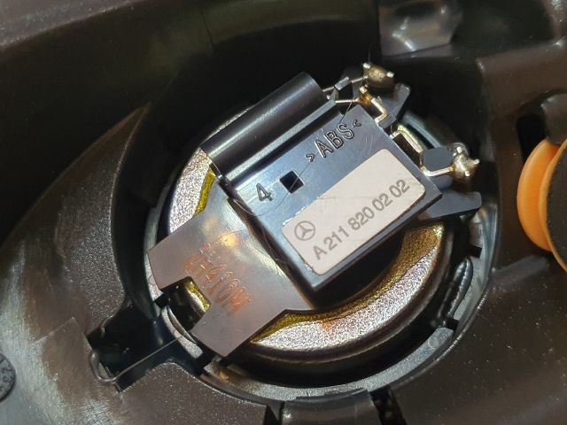 bontott MERCEDES-BENZ B-CLASS Bal A Oszlop Hangszóró Burkolat