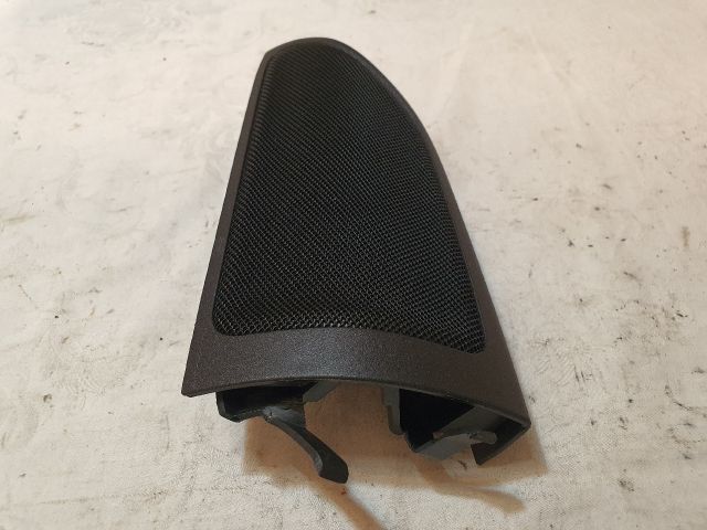 bontott MERCEDES-BENZ B-CLASS Bal A Oszlop Hangszóró Burkolat