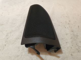 bontott MERCEDES-BENZ B-CLASS Bal A Oszlop Hangszóró Burkolat