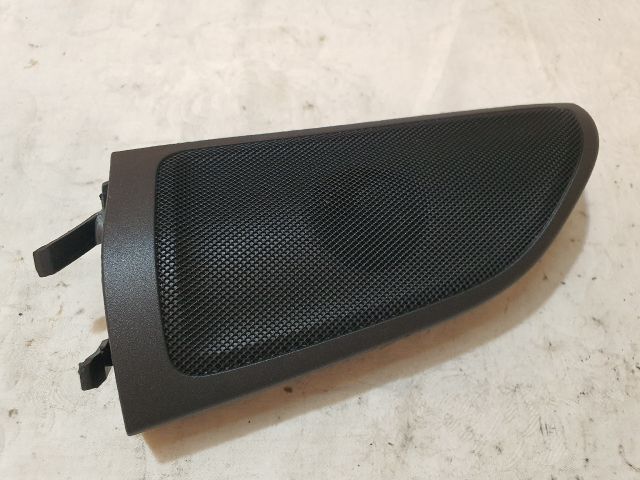 bontott MERCEDES-BENZ B-CLASS Bal A Oszlop Hangszóró Burkolat