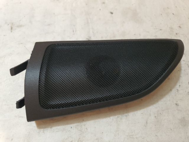 bontott MERCEDES-BENZ B-CLASS Bal A Oszlop Hangszóró Burkolat