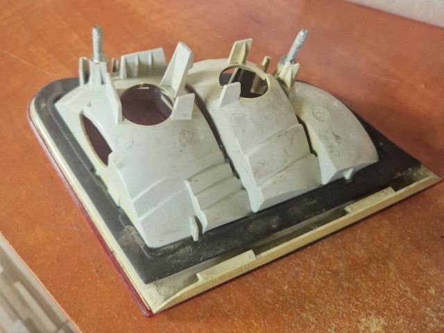 bontott MERCEDES-BENZ B-CLASS Bal Belső Hátsó Lámpa