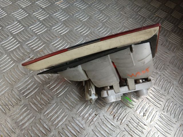 bontott MERCEDES-BENZ B-CLASS Bal Belső Hátsó Lámpa