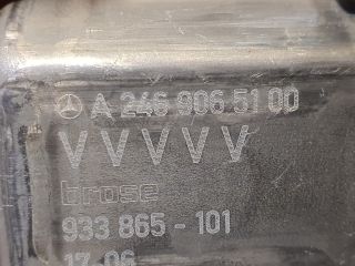 bontott MERCEDES-BENZ B-CLASS Bal első Ablakemelő Motor