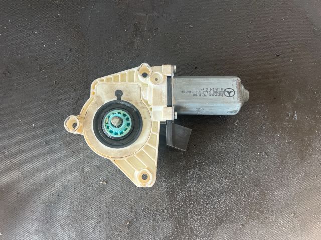 bontott MERCEDES-BENZ B-CLASS Bal első Ablakemelő Motor