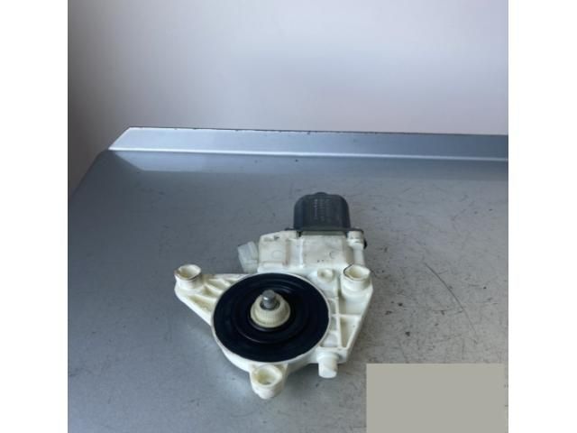 bontott MERCEDES-BENZ B-CLASS Bal első Ablakemelő Motor