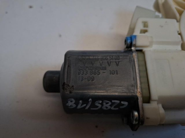 bontott MERCEDES-BENZ B-CLASS Bal első Ablakemelő Motor