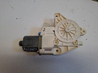 bontott MERCEDES-BENZ B-CLASS Bal első Ablakemelő Motor