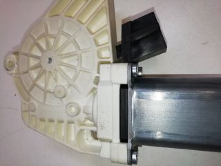 bontott MERCEDES-BENZ B-CLASS Bal első Ablakemelő Motor