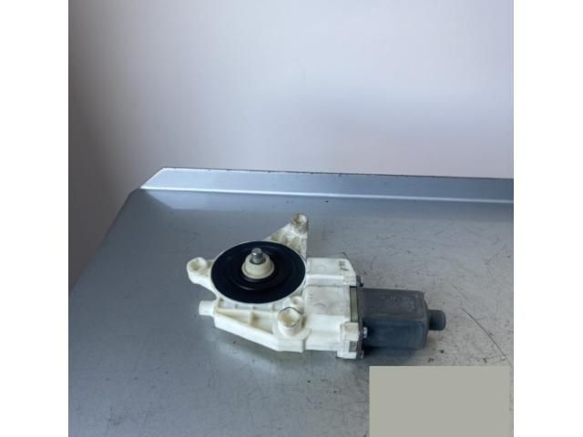 bontott MERCEDES-BENZ B-CLASS Bal első Ablakemelő Motor