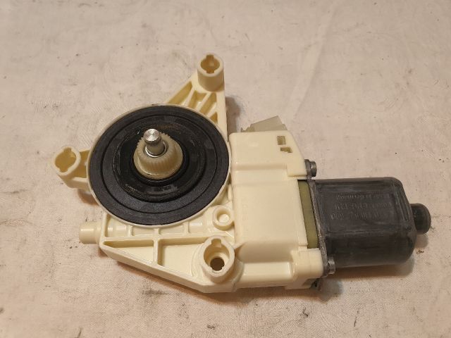 bontott MERCEDES-BENZ B-CLASS Bal első Ablakemelő Motor