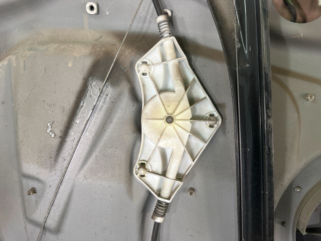 bontott MERCEDES-BENZ B-CLASS Bal első Ablakemelő Szerkezet (Elektromos)