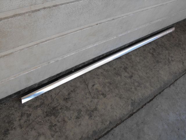 bontott MERCEDES-BENZ B-CLASS Bal első Ajtó Díszléc