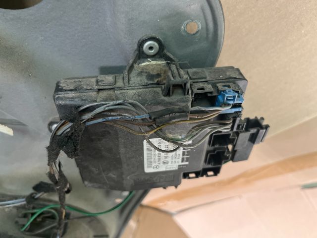 bontott MERCEDES-BENZ B-CLASS Bal első Ajtó Vezérlőegység