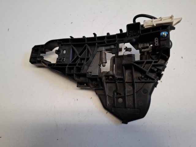 bontott MERCEDES-BENZ B-CLASS Bal első Külső Kilincsfészek