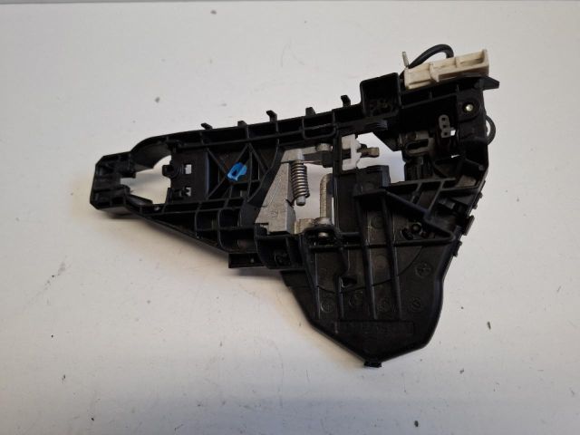 bontott MERCEDES-BENZ B-CLASS Bal első Külső Kilincsfészek