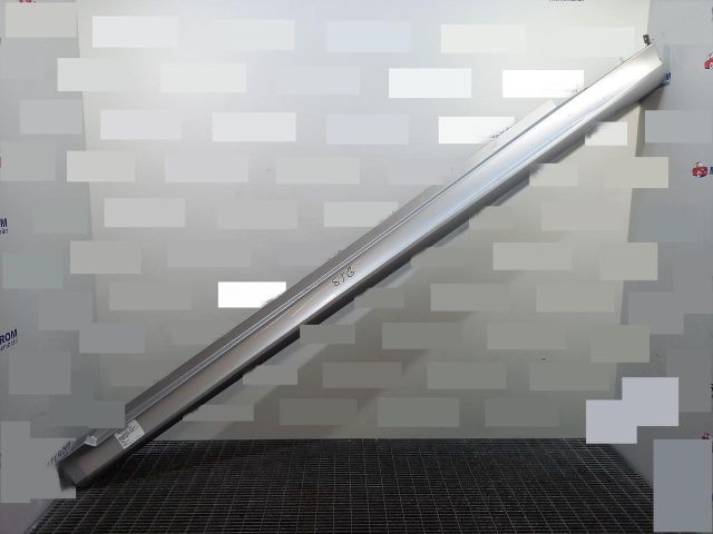 bontott MERCEDES-BENZ B-CLASS Bal első Küszöb Díszléc