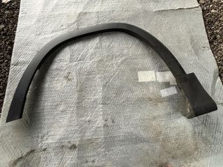 bontott MERCEDES-BENZ B-CLASS Bal első Sárvédő Díszléc