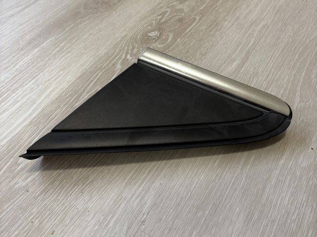 bontott MERCEDES-BENZ B-CLASS Bal első Sárvédő Díszléc