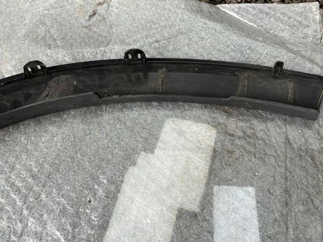 bontott MERCEDES-BENZ B-CLASS Bal első Sárvédő Díszléc