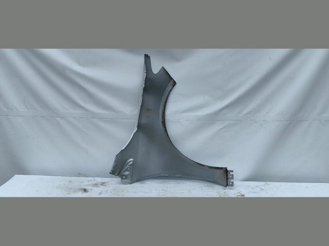 bontott MERCEDES-BENZ B-CLASS Bal első Sárvédő