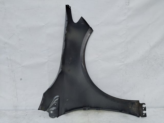 bontott MERCEDES-BENZ B-CLASS Bal első Sárvédő