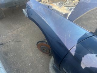 bontott MERCEDES-BENZ B-CLASS Bal első Sárvédő