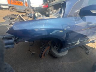 bontott MERCEDES-BENZ B-CLASS Bal első Sárvédő