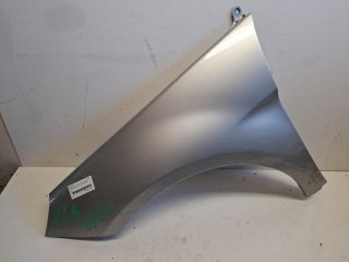 bontott MERCEDES-BENZ B-CLASS Bal első Sárvédő