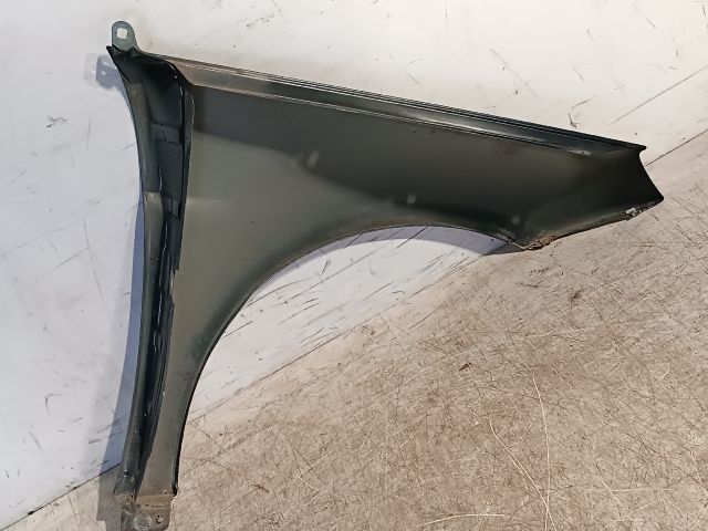 bontott MERCEDES-BENZ B-CLASS Bal első Sárvédő