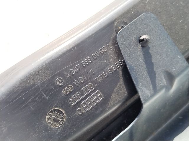 bontott MERCEDES-BENZ B-CLASS Bal első Sárvédő