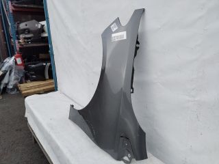 bontott MERCEDES-BENZ B-CLASS Bal első Sárvédő