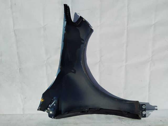 bontott MERCEDES-BENZ B-CLASS Bal első Sárvédő