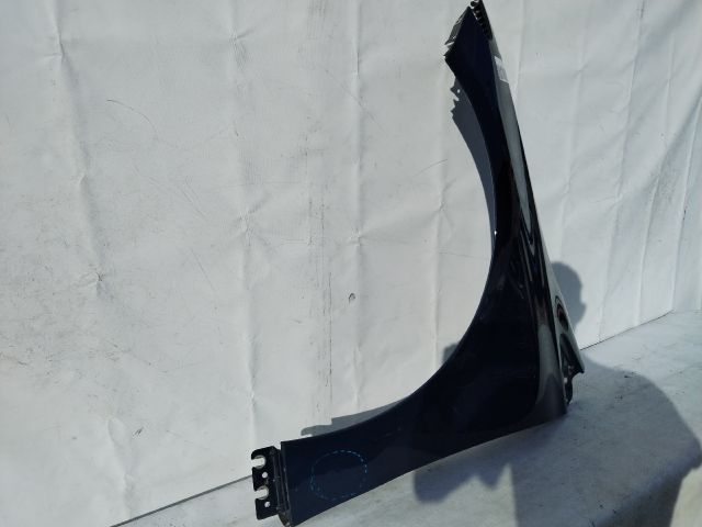 bontott MERCEDES-BENZ B-CLASS Bal első Sárvédő