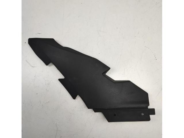 bontott MERCEDES-BENZ B-CLASS Bal Fényszóró Bajusz Díszléc