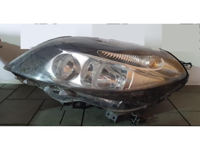 bontott MERCEDES-BENZ B-CLASS Bal Fényszóró