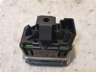 bontott MERCEDES-BENZ B-CLASS Bal hátsó Ablakemelő Kapcsoló