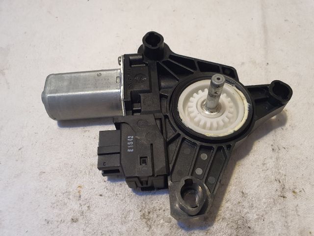 bontott MERCEDES-BENZ B-CLASS Bal hátsó Ablakemelő Motor