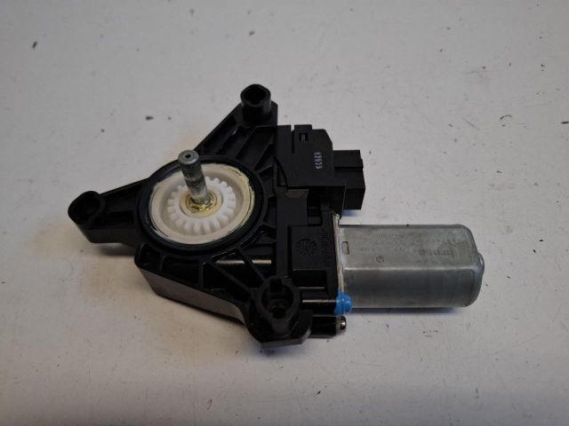 bontott MERCEDES-BENZ B-CLASS Bal hátsó Ablakemelő Motor