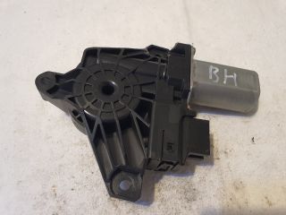 bontott MERCEDES-BENZ B-CLASS Bal hátsó Ablakemelő Motor