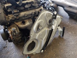 bontott MERCEDES-BENZ B-CLASS Bal hátsó Ablakemelő Szerkezet (Mechanikus)