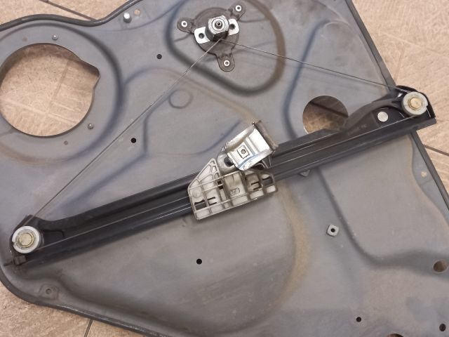 bontott MERCEDES-BENZ B-CLASS Bal hátsó Ablakemelő Szerkezet (Mechanikus)